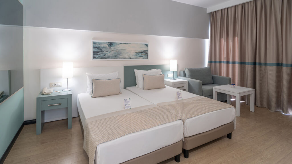 Arcanus Side Resort