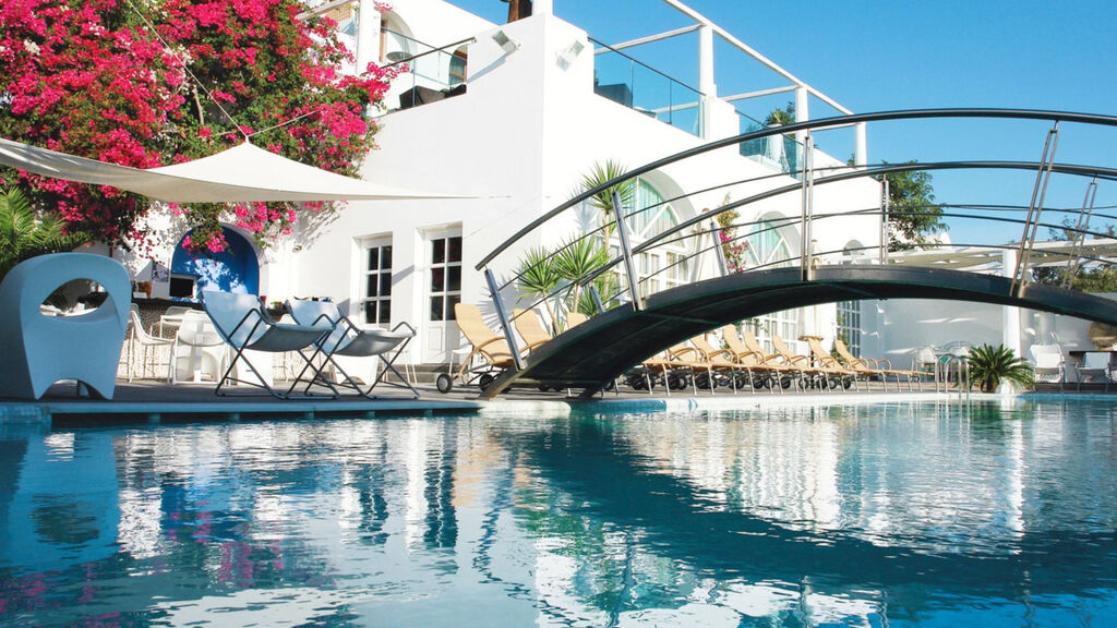 Aressana Spa Hotel & Suites