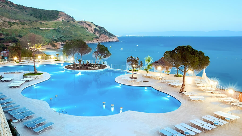 Aria Claros Beach and Spa