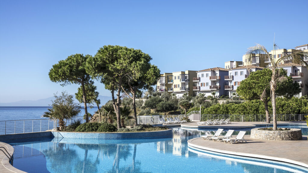 Aria Claros Beach and Spa