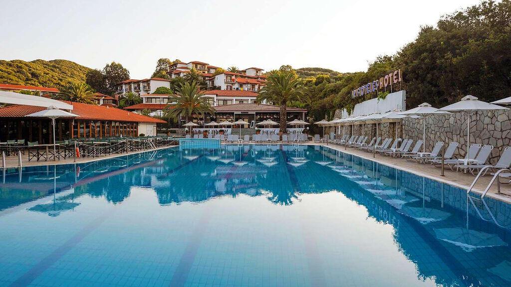 Aristoteles Holiday Resort & Spa