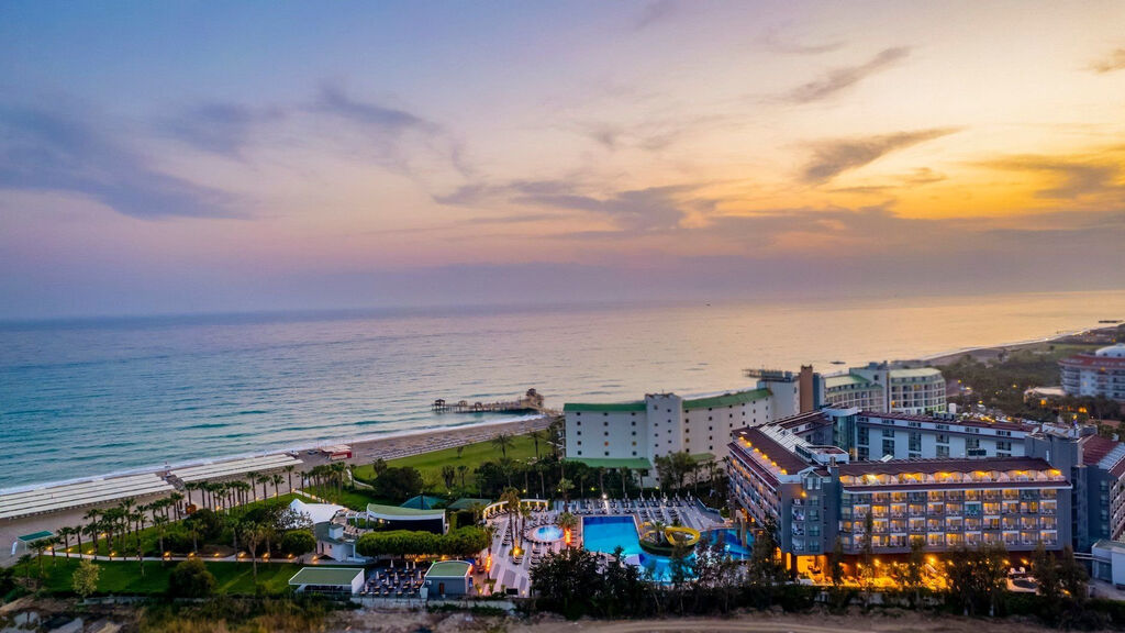 Washington Resort Hotel & SPA