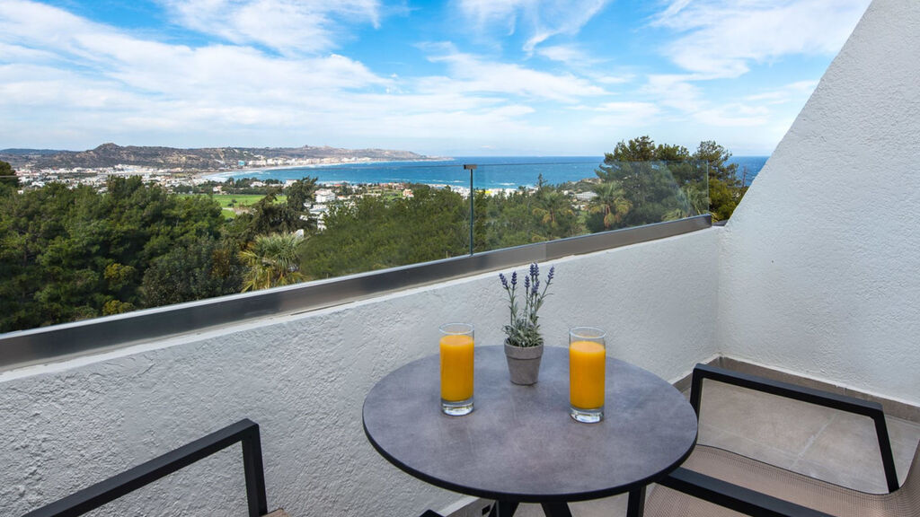 Atalanti Boutique Hotel