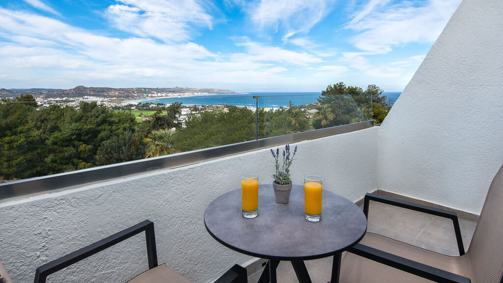 Atalanti Boutique Hotel