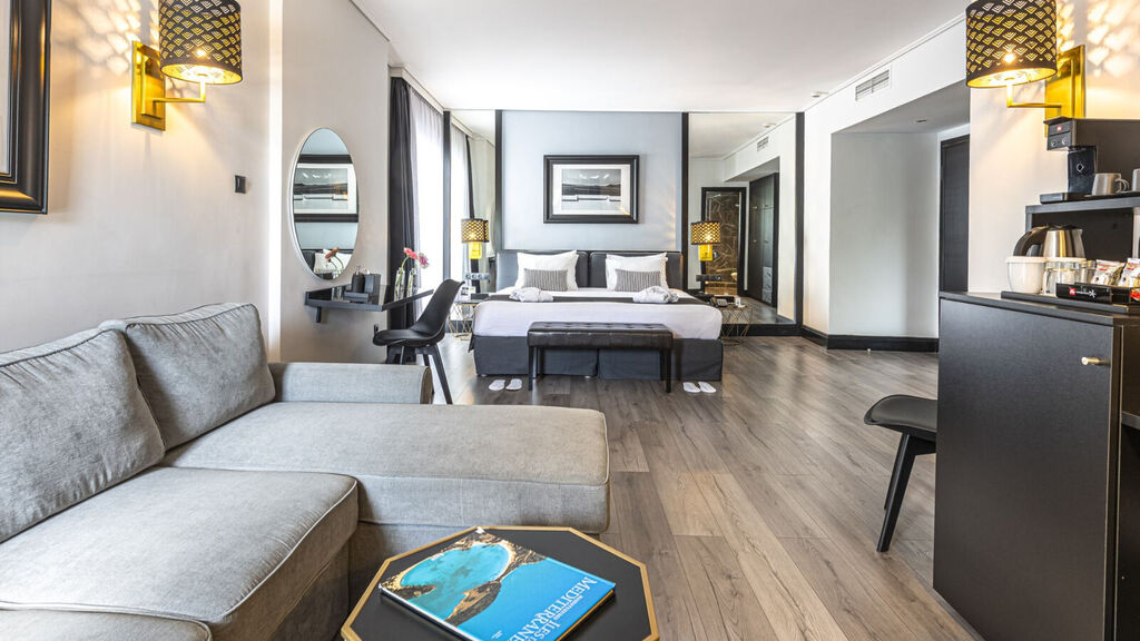 Athenian Riviera Hotel & Suites