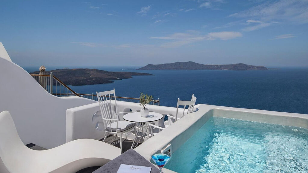 Athina Luxury Suites