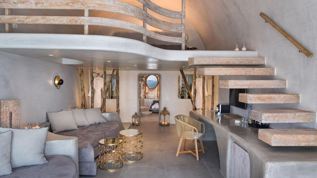 Athina Luxury Suites