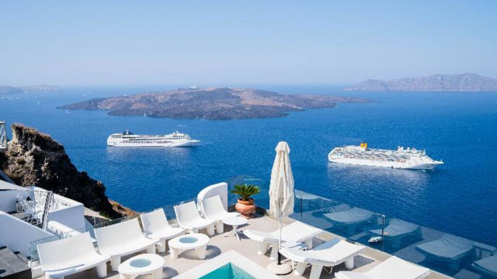 Athina Luxury Suites