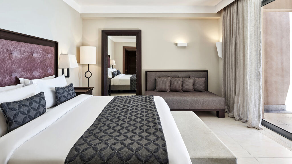 Atlantica Belvedere Resort & Spa