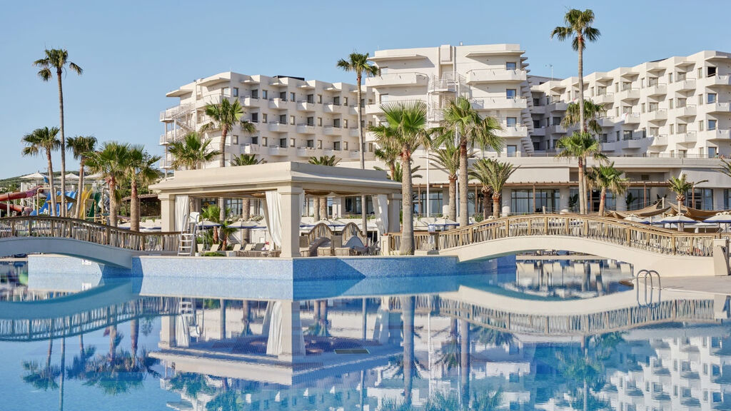 Atlantica Ocean Beach