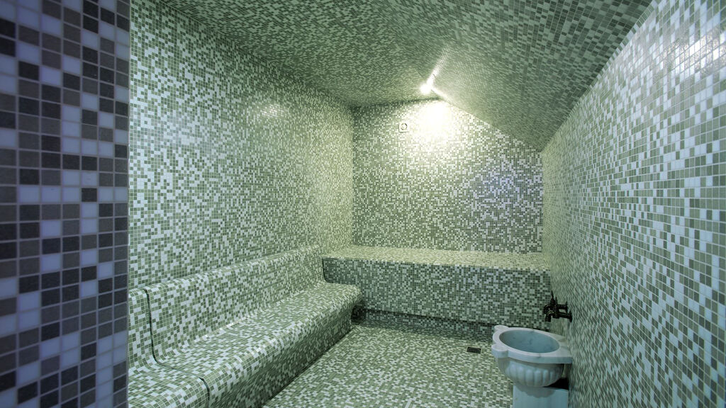 Atlantis Beach Hotel