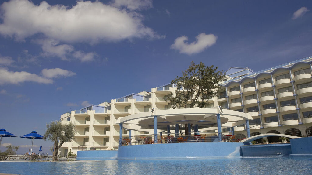 Atrium Platinum Luxury Resort & Spa