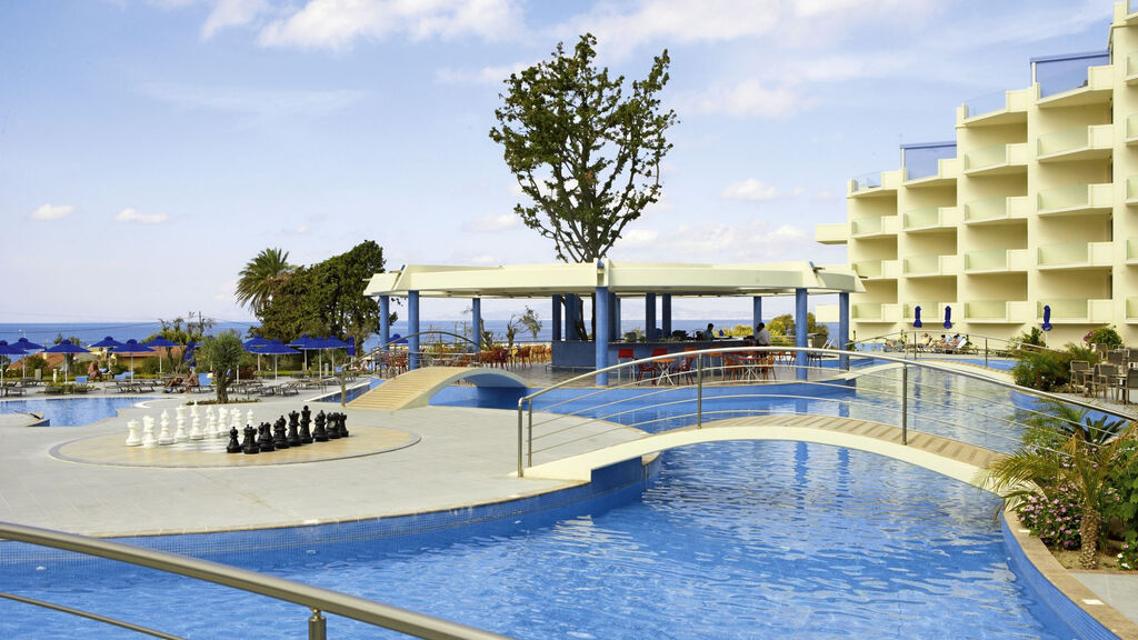 Atrium Platinum Luxury Resort & Spa