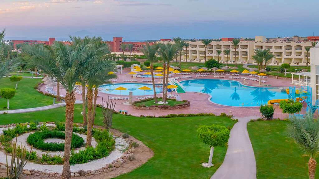 Aurora Oriental Resort