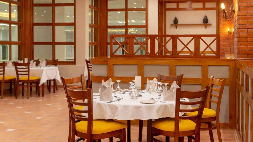 Aurora Oriental Resort