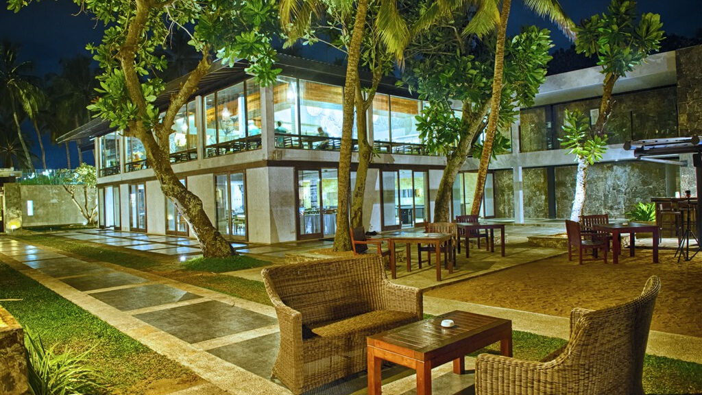 Hotel Avani Kalutara Resort