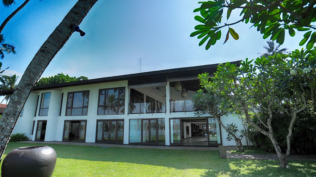 Hotel Avani Kalutara Resort