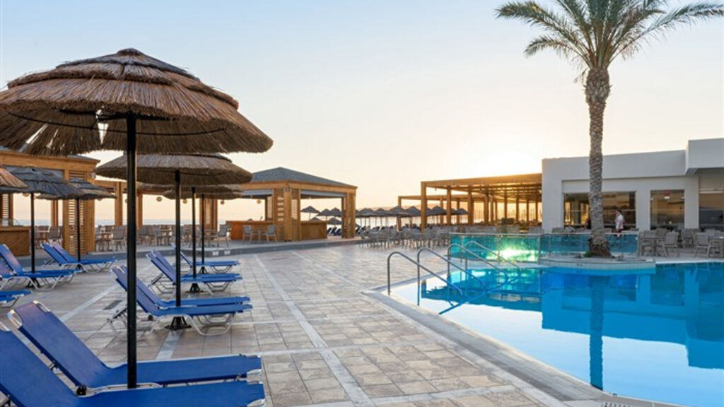 Avra Beach Resort