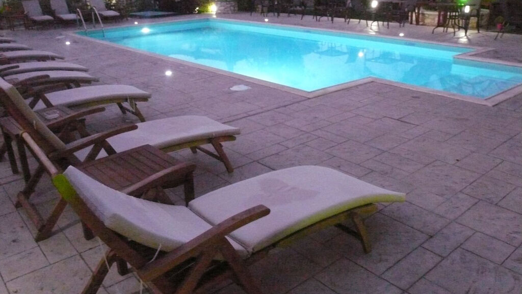 Avra Hotel
