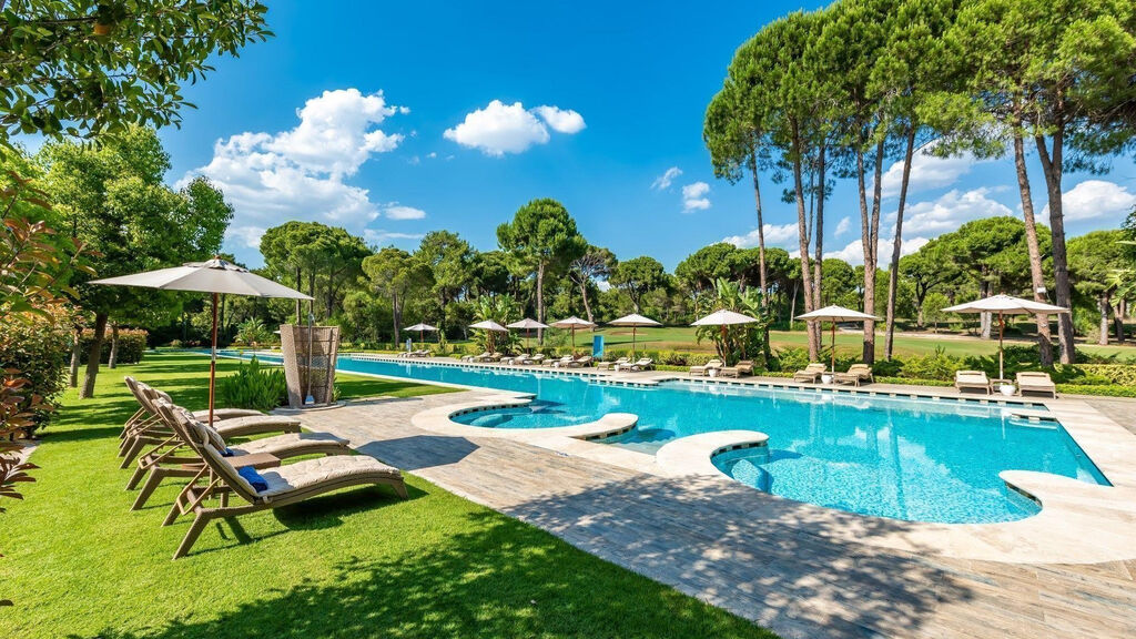 Azure Villas By Cornelia