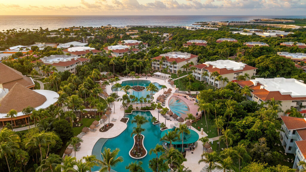 Bahia Principe Grand Tequila