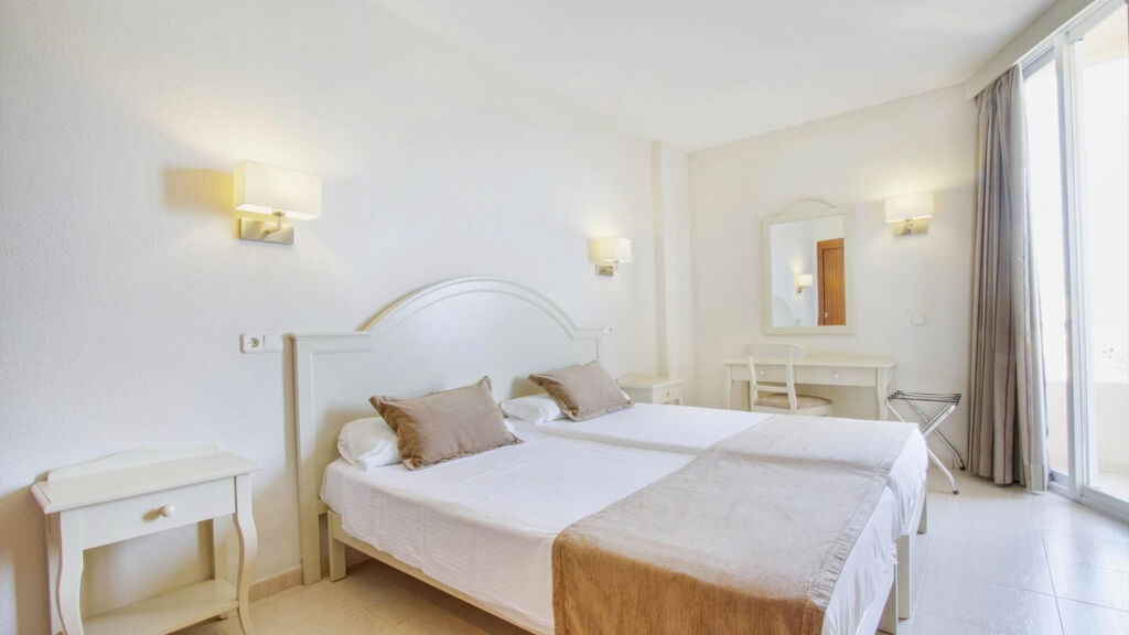 Bakour Garbi Cala Millor