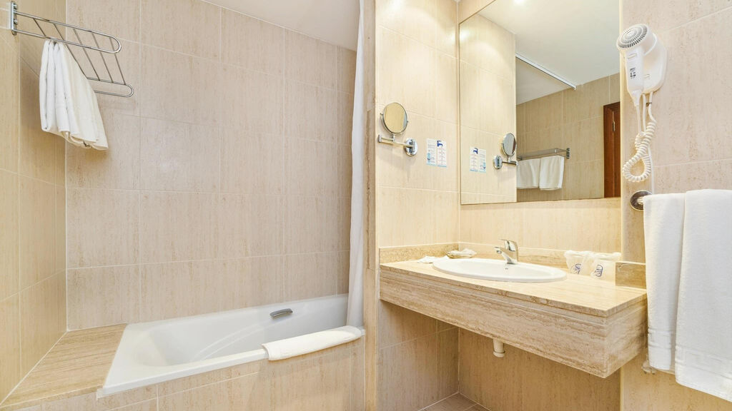 Bakour Garbi Cala Millor