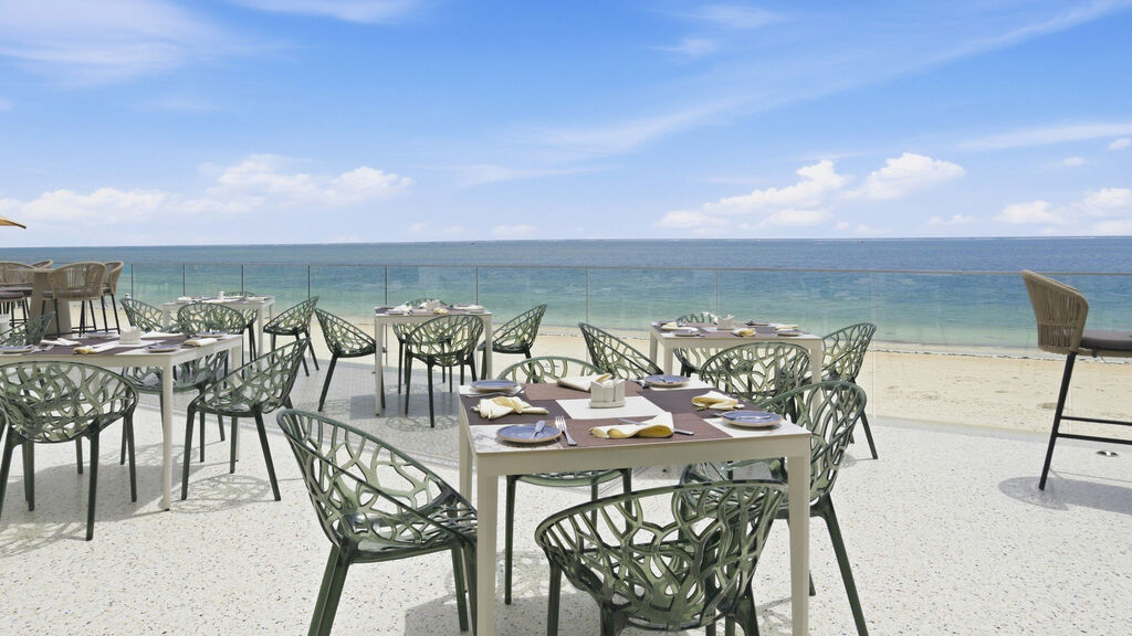 Bamburi Beach