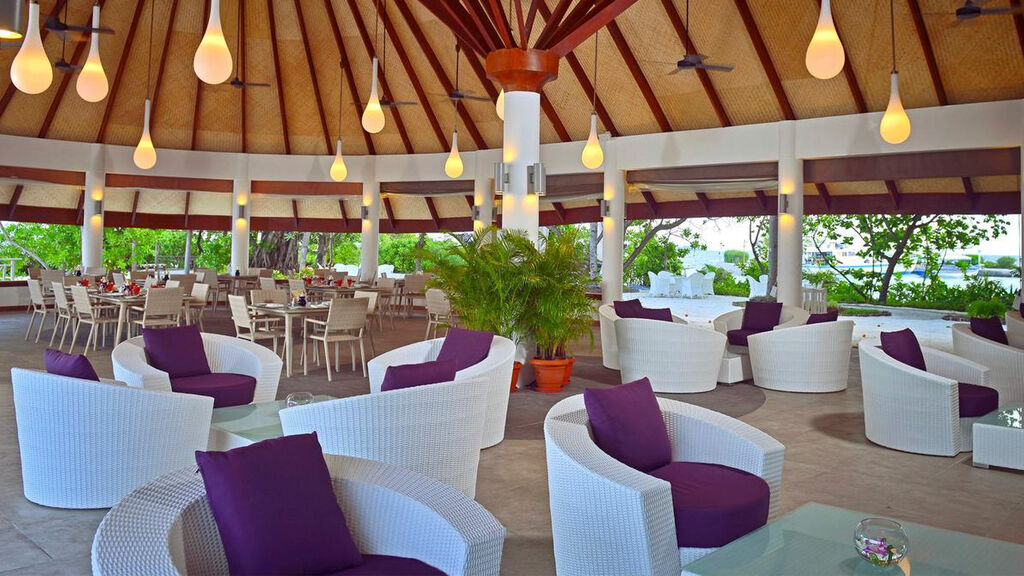 Bandos Island Resort & Spa