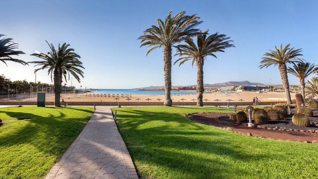 Barcelo Castillo Beach Resort