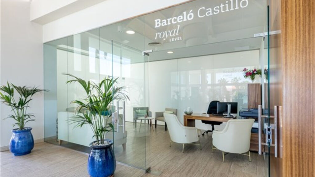 Barceló Castillo Royal Level