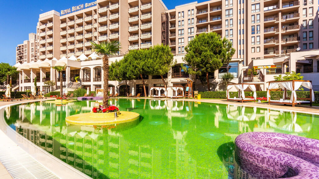 Barcelo Royal Beach
