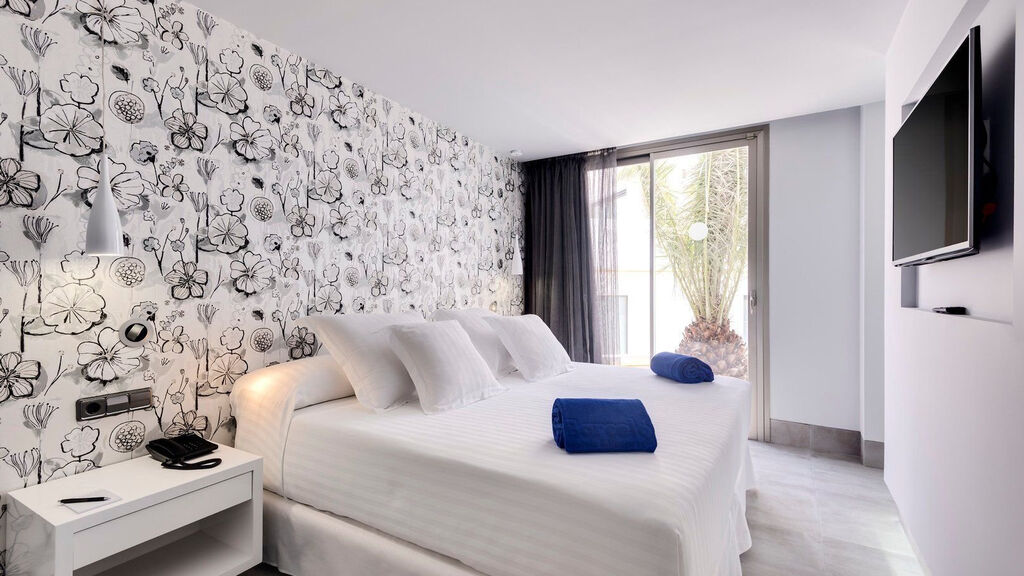 Barcelo Teguise Beach