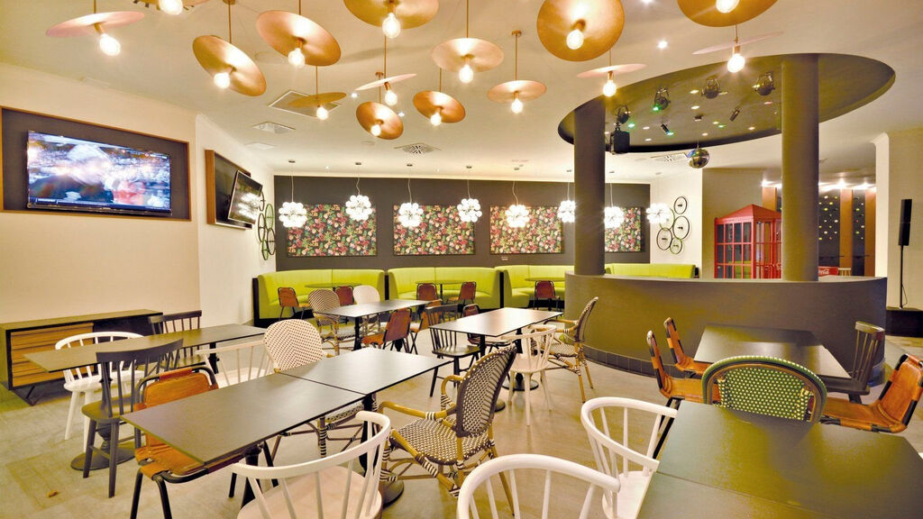 Barcelo Teguise Beach