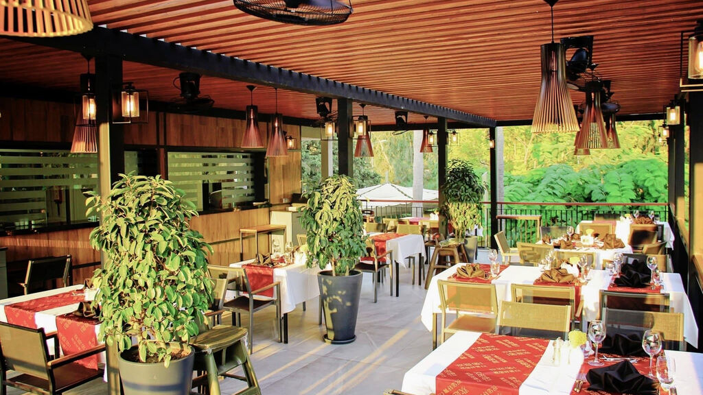 Arum Barut Collection