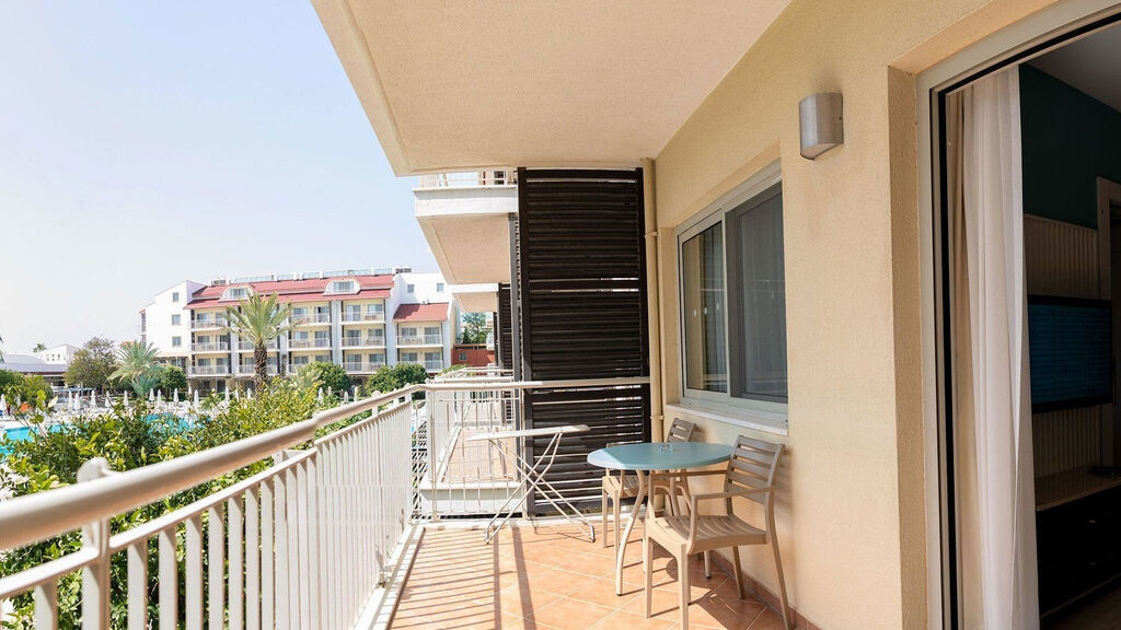 Barut B Suites
