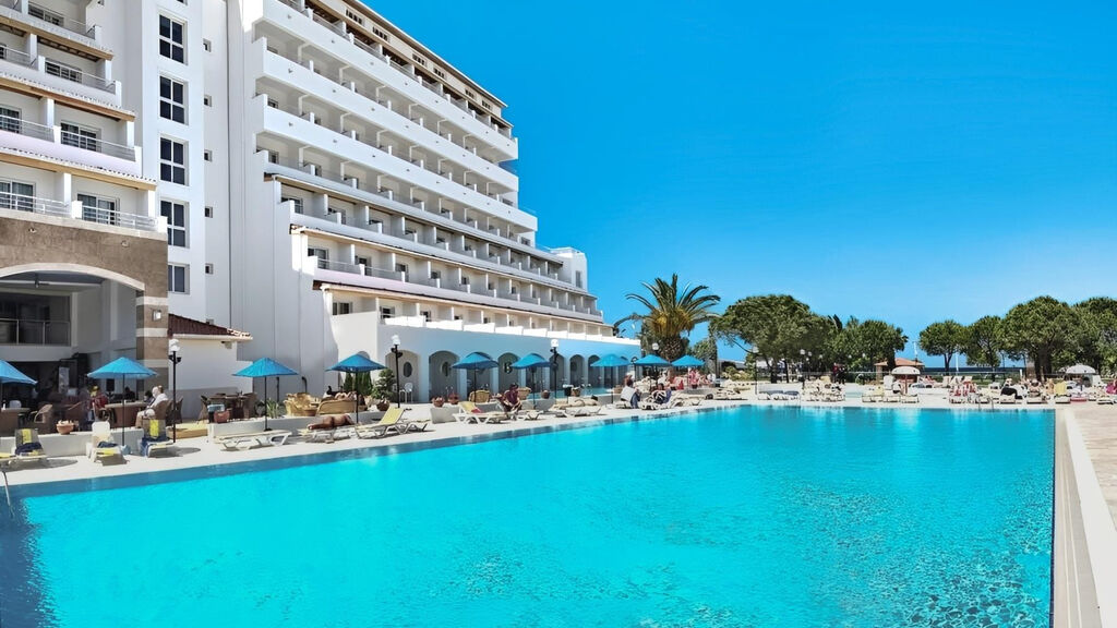 Batihan Beach Resort