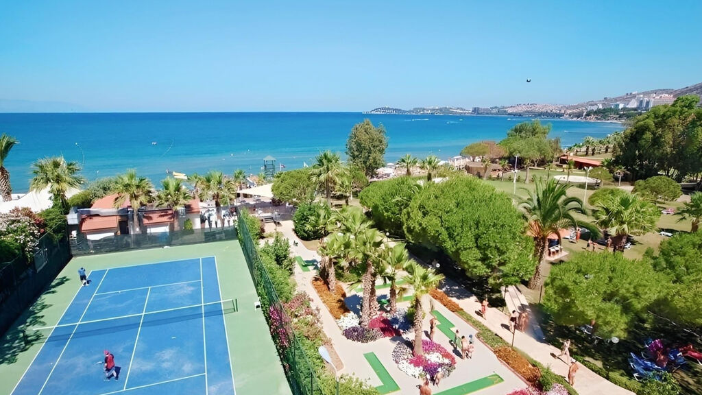 Batihan Beach Resort