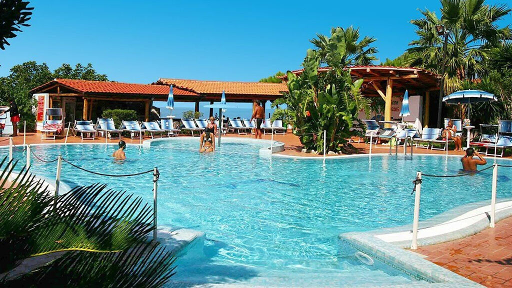 Be Live Experience La Nina