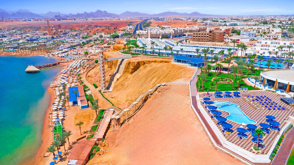 Beach Albatros Resort