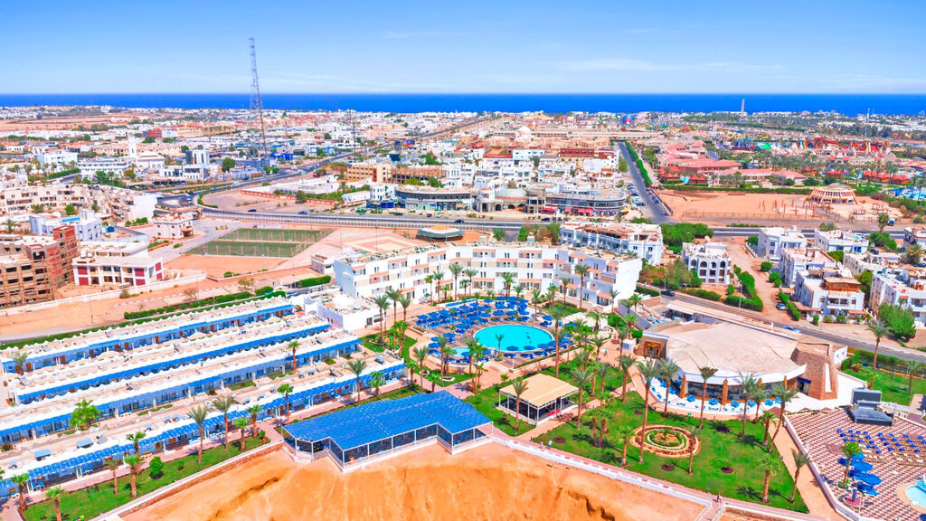 Beach Albatros Resort