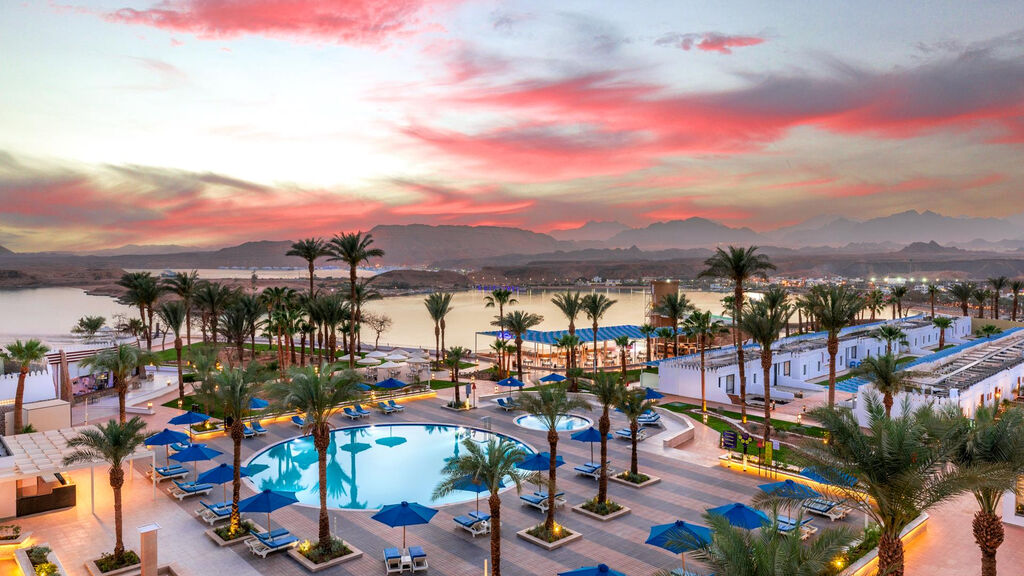 Beach Albatros Resort