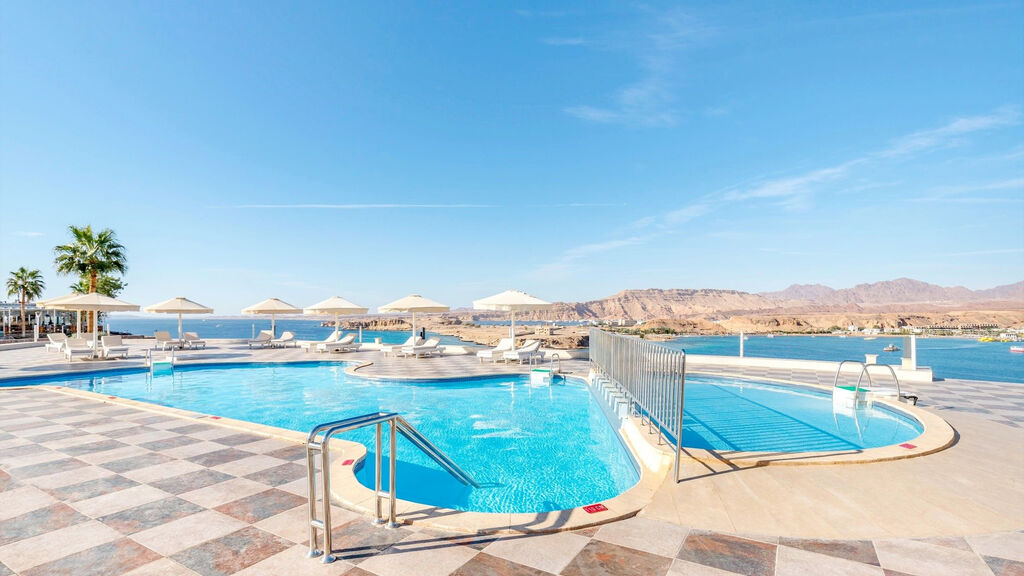 Beach Albatros Resort