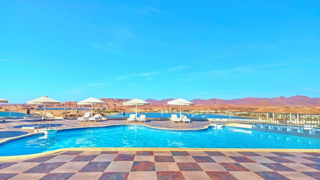 Beach Albatros Resort