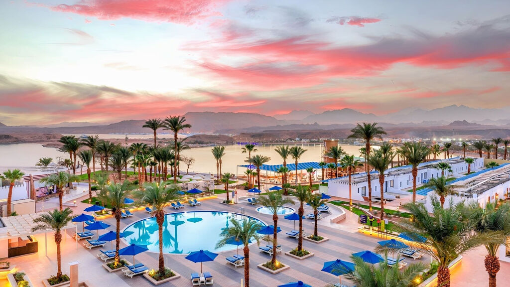 Beach Albatros Resort