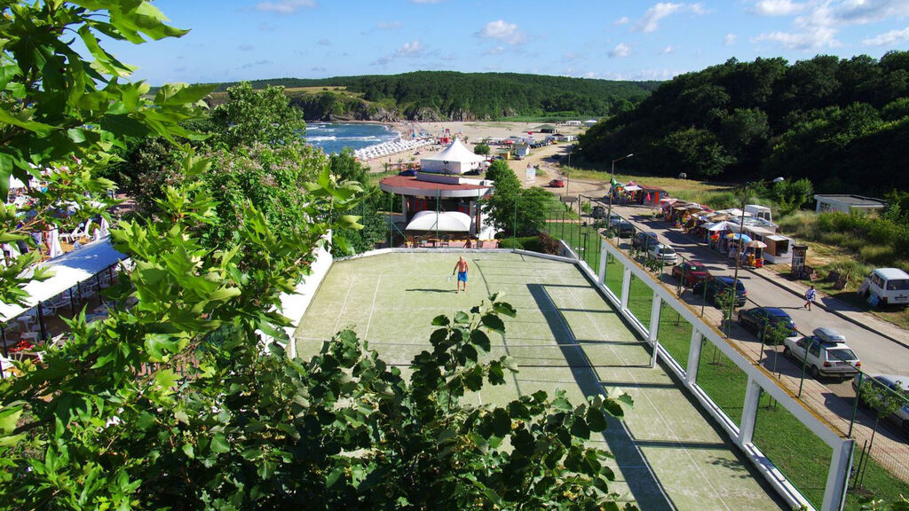 Bella Vista Beach Club