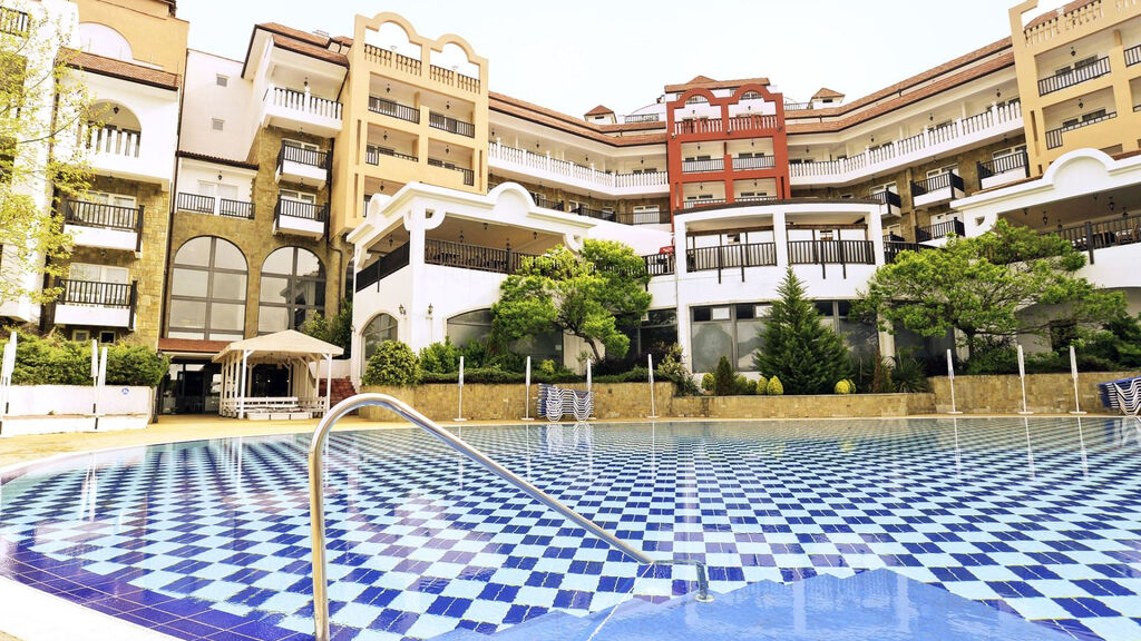 Bella Vista Beach Club