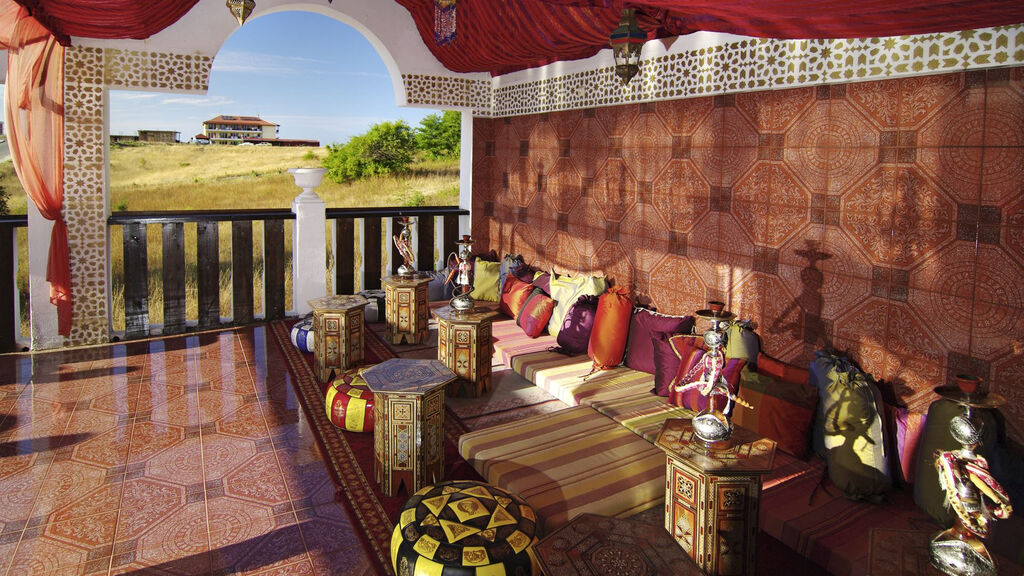 Bella Vista Beach Club