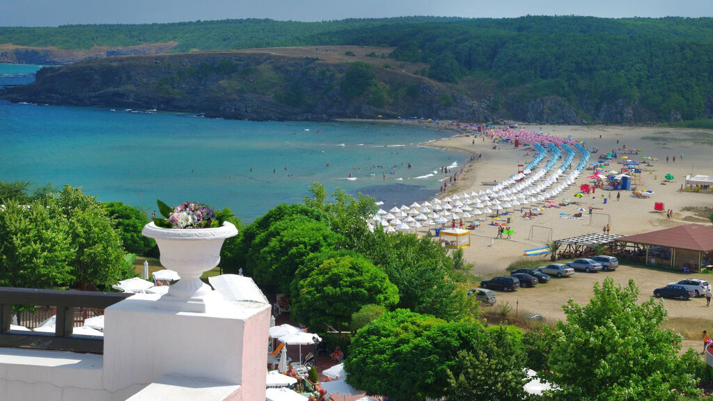 Bella Vista Beach Club