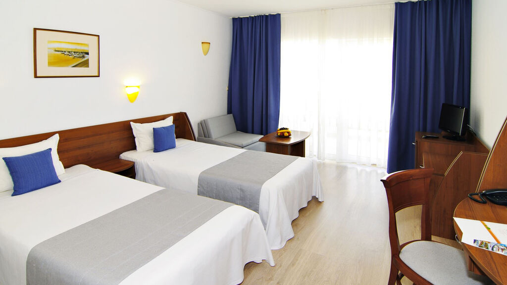 Bella Vista Beach Club